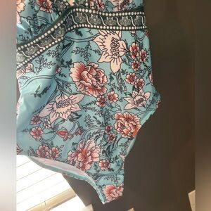Cupshe Floral One Piece Swimsuit - Blue and Pink